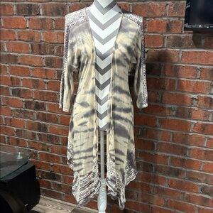 Gimmicks BKE Neutral Tie-Dye Open-Front Knit Cardigan. Size Small.